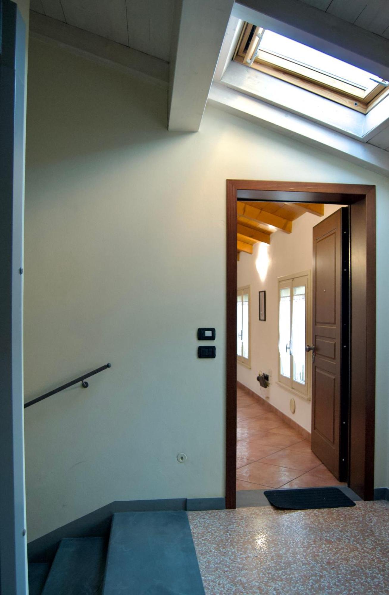 דירות מודנה Casa Viola, Deliziosa Mansarda In Centro Storico מראה חיצוני תמונה