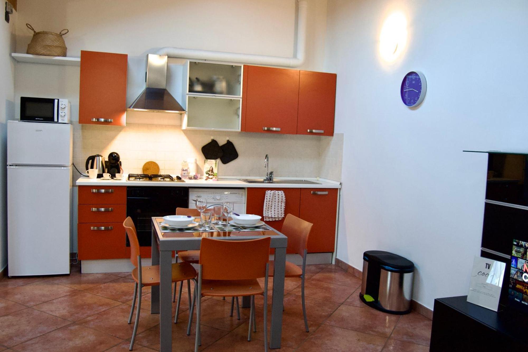 דירות מודנה Casa Viola, Deliziosa Mansarda In Centro Storico מראה חיצוני תמונה